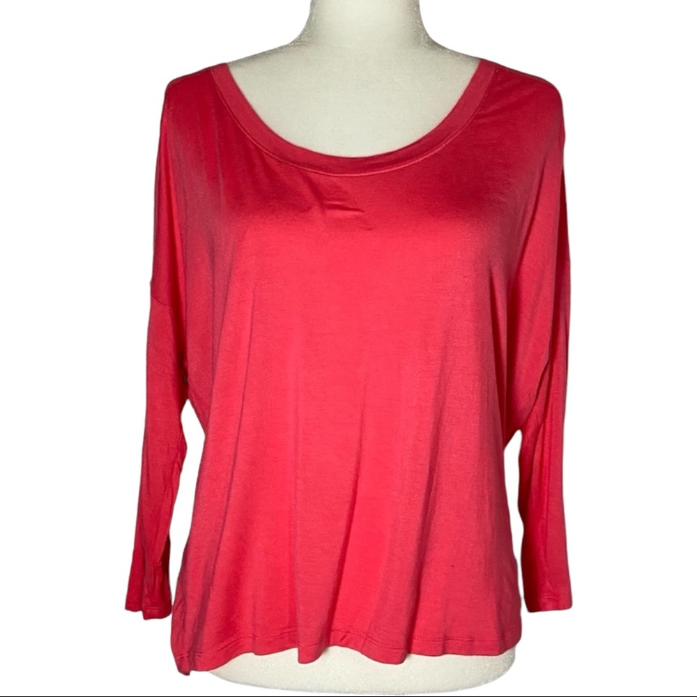 Forever 21 Coral Scoop Neck Long Sleeve Sheer Panel Back Detail Top Size Medium
